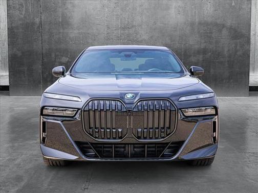 2025 BMW i7 xDrive60