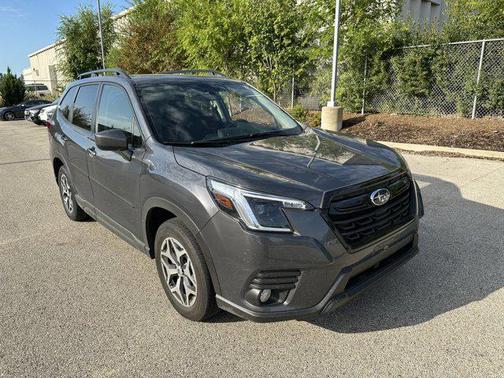 2022 Subaru Forester Premium