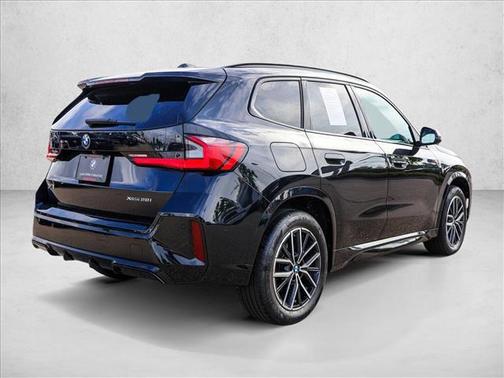 Black Sapphire Metallic 2025 BMW X1 xDrive28i