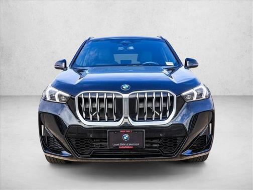 Black Sapphire Metallic 2025 BMW X1 xDrive28i