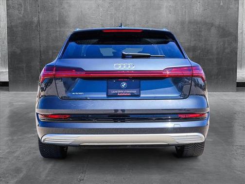 2019 Audi e-tron Premium Plus