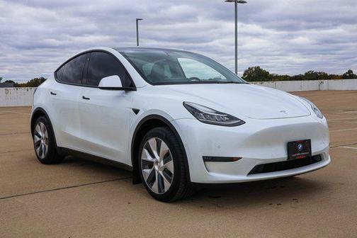 2022 Tesla Model Y Long Range Dual Motor All-Wheel Drive