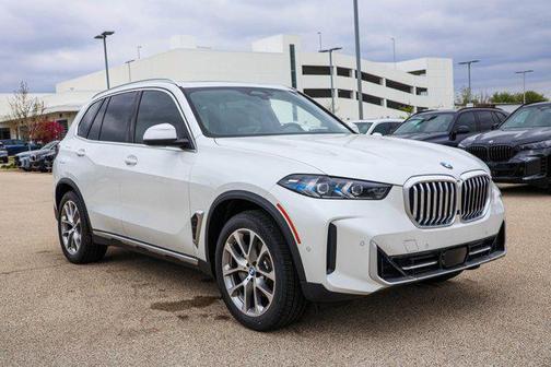 Mineral White Metallic 2026 BMW X5 xDrive40i