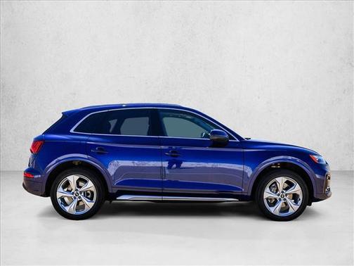 Navarra Blue Metallic 2021 Audi Q5 45 Premium Plus