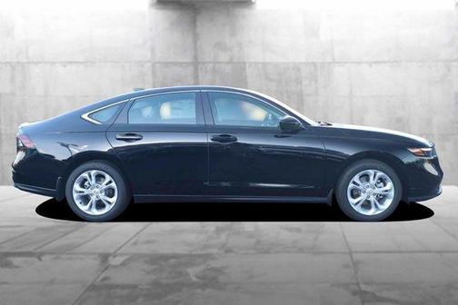 2025 Honda Accord LX 1.5T