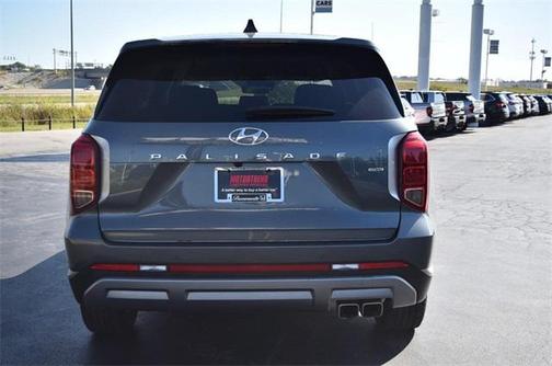 2024 Hyundai PALISADE SE