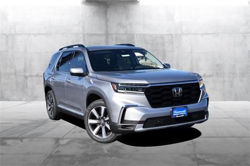 2025 Honda Pilot Touring 8-Passenger