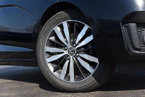 Crystal Black Pearl 2016 Honda Fit EX