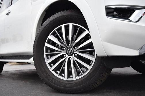 2024 Nissan Armada SL 4WD