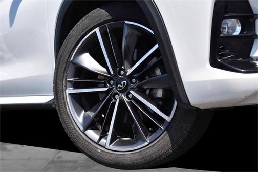 2024 INFINITI QX55 LUXE