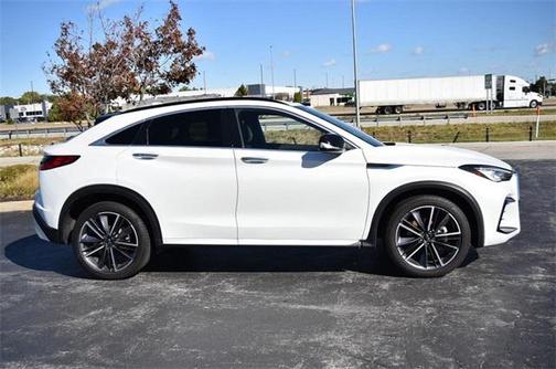 2024 INFINITI QX55 LUXE
