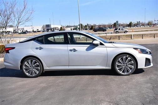 2023 Nissan Altima 2.5 SL
