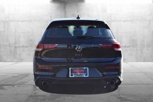 2023 Volkswagen Golf GTI 2.0T SE DSG