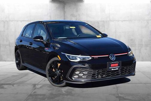 2023 Volkswagen Golf GTI 2.0T SE DSG
