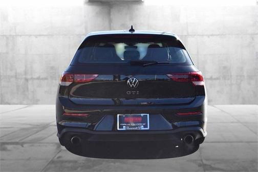 2023 Volkswagen Golf GTI 2.0T SE DSG