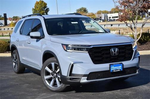 2025 Honda Pilot Touring 8-Passenger