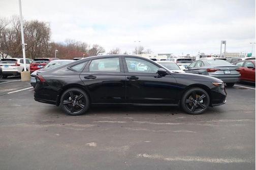 Crystal Black Pearl 2026 Honda Accord Hybrid Sport-L