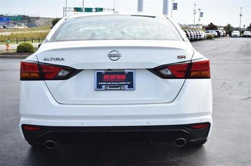 2024 Nissan Altima SR FWD
