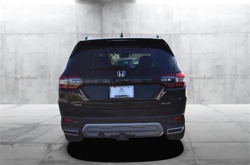 2023 Honda Pilot AWD Elite