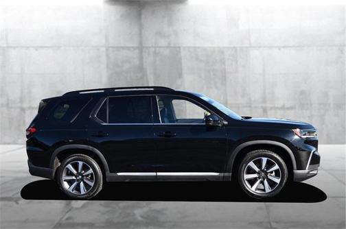 2023 Honda Pilot AWD Elite
