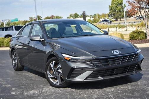 2024 Hyundai ELANTRA Limited