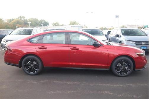 2025 Honda Accord Sport SE 1.5T