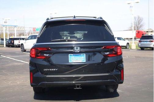 Crystal Black Pearl 2026 Honda Odyssey EX-L