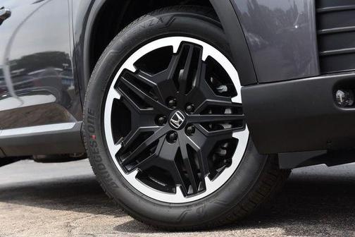 Modern Steel 2026 Honda Pilot Touring 8-Passenger