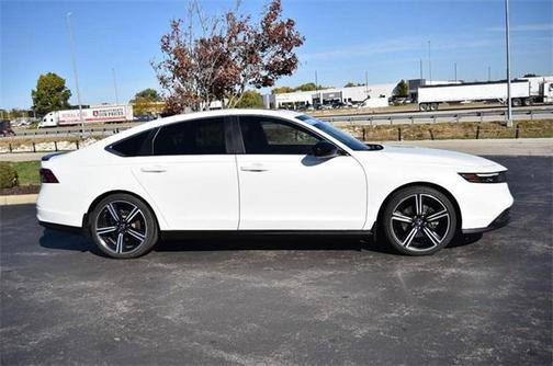 2023 Honda Accord Hybrid Base