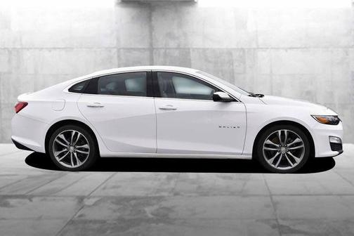 2022 Chevrolet Malibu FWD LT