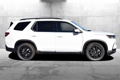 2025 Honda Pilot Touring 8-Passenger