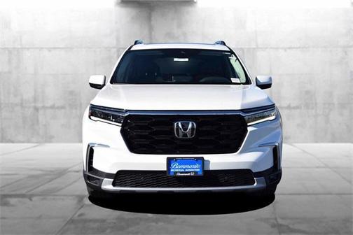 2025 Honda Pilot Touring 8-Passenger