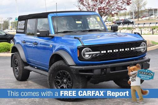 Blue Metallic 2022 Ford Bronco Wildtrak