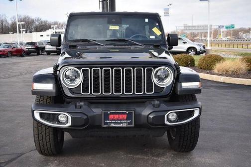2024 Jeep Wrangler 4-Door Sahara 4x4