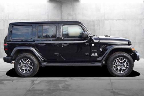 2024 Jeep Wrangler 4-Door Sahara 4x4
