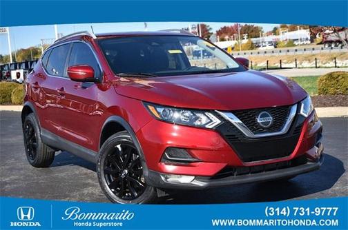 2022 Nissan Rogue Sport SV