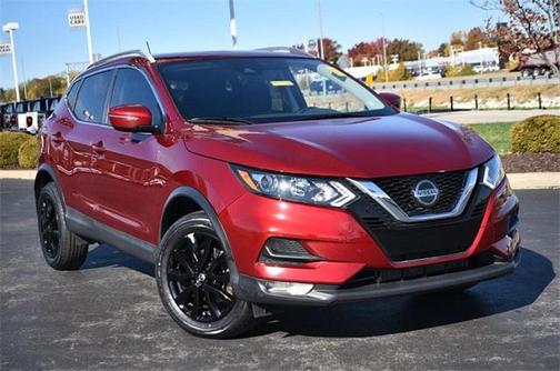2022 Nissan Rogue Sport SV