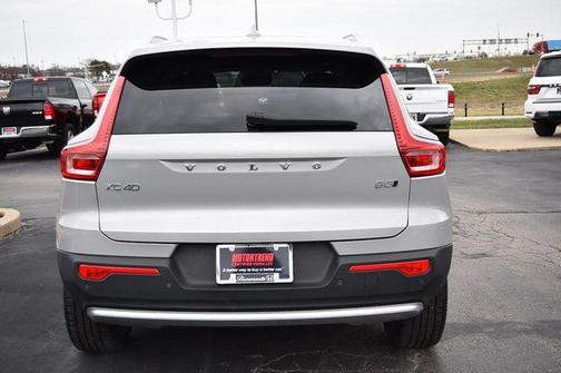 2023 Volvo XC40 B5 Core