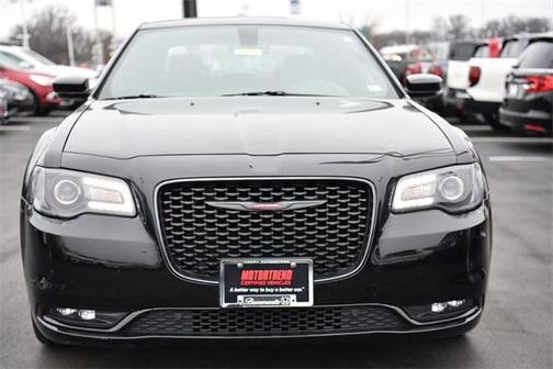 2023 Chrysler 300 S