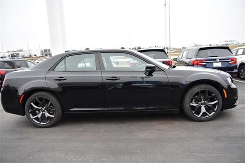 2023 Chrysler 300 S