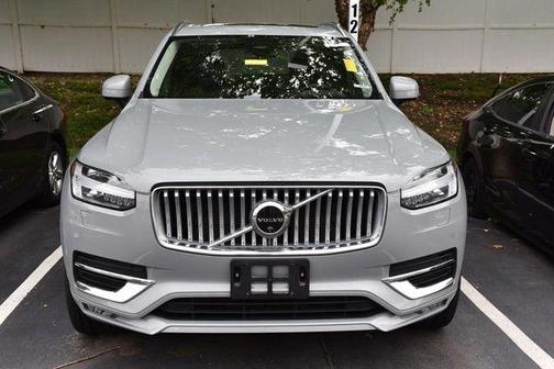Vapour Grey Metallic 2025 Volvo XC90 B6 Plus 7-Seater