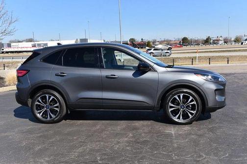 2022 Ford Escape SE