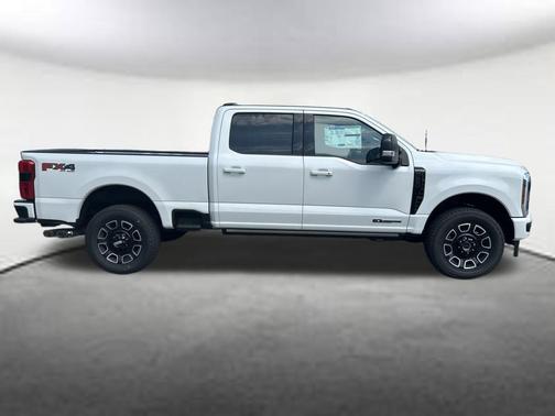 2025 Ford F-250 Platinum