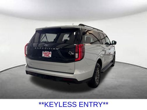 Silver Metallic 2025 Ford Expedition Max Active 4x2