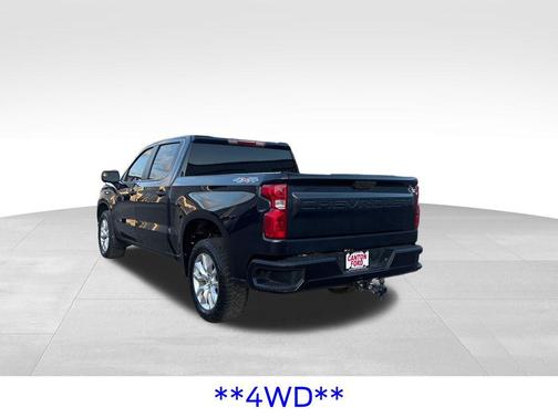 Dark Ash Metallic 2022 Chevrolet Silverado 1500 Custom