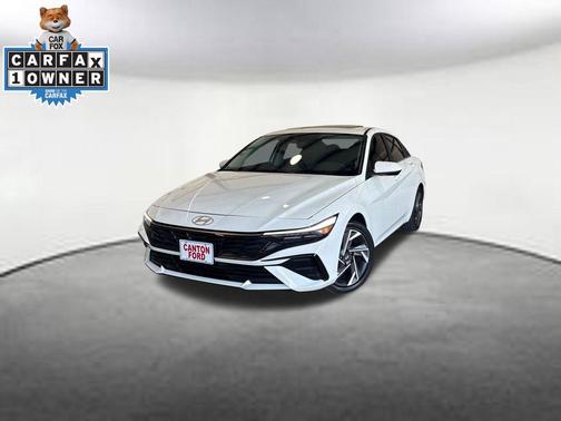 Serenity White 2025 Hyundai ELANTRA SEL