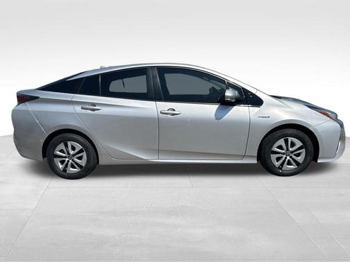 2018 Toyota Prius Four