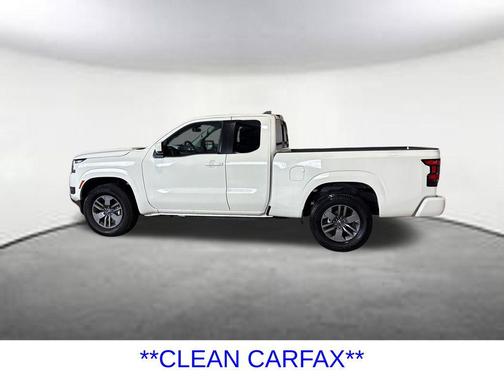 Glacier White 2025 Nissan Frontier SV