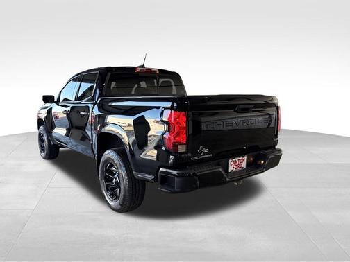 2025 Chevrolet Colorado WT