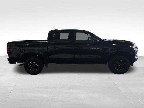 2025 Chevrolet Colorado WT